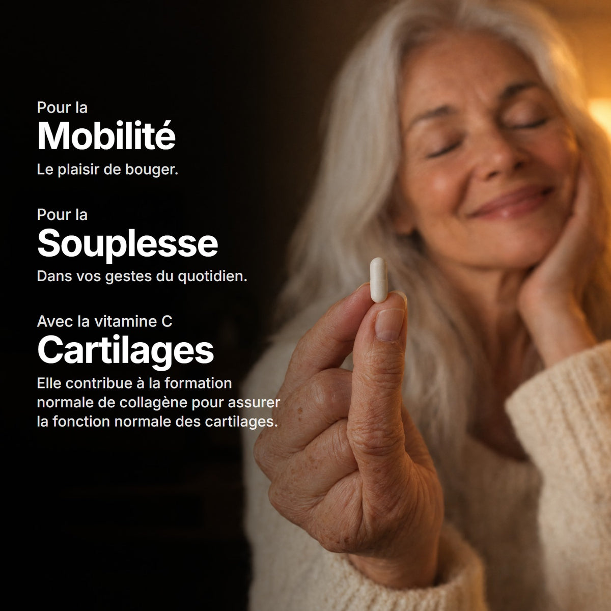 Femme tenant une gélule : mobilité, souplesse, et la vitamine C pour les cartilages